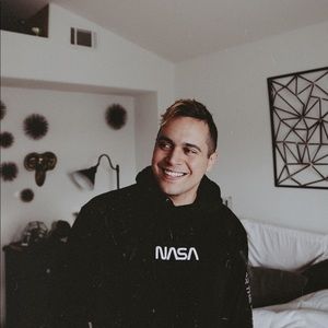 VANS // NASA hoodie, men’s L